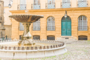 Fountain Fontaine Place d'Albertas Aix en Provence France travel blog